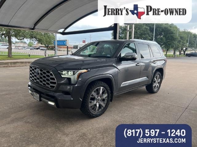 2024 Toyota Sequoia SR5