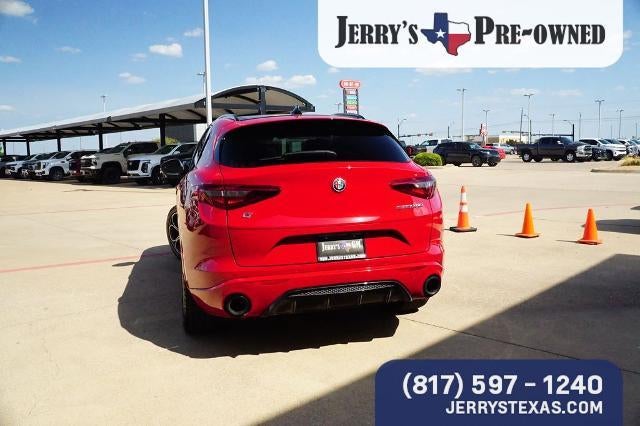 2022 Alfa Romeo Stelvio Veloce