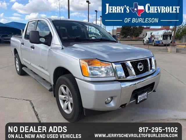 2013 Nissan Titan SV