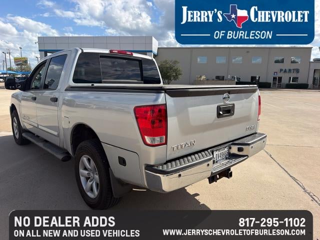 2013 Nissan Titan SV