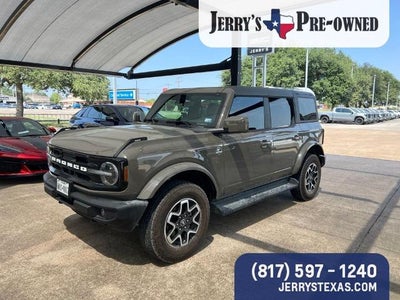 2025 Ford Bronco Outer Banks