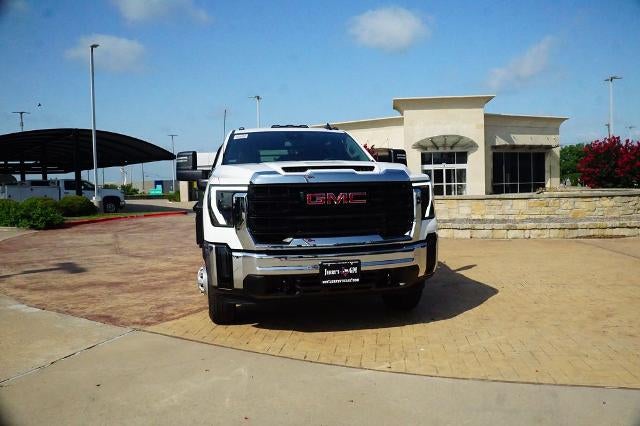 2026 GMC Sierra 3500 HD Chassis Cab Pro