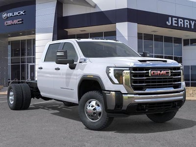 2026 GMC Sierra 3500 HD Chassis Cab Pro