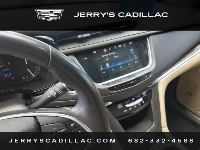 2017 Cadillac XT5 Base