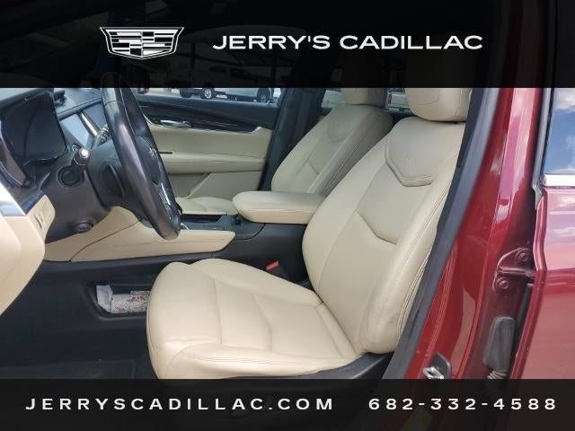 2017 Cadillac XT5 Base