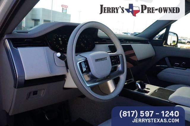 2024 Land Rover Range Rover SV