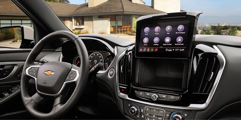 2023 Chevrolet Traverse touch screen